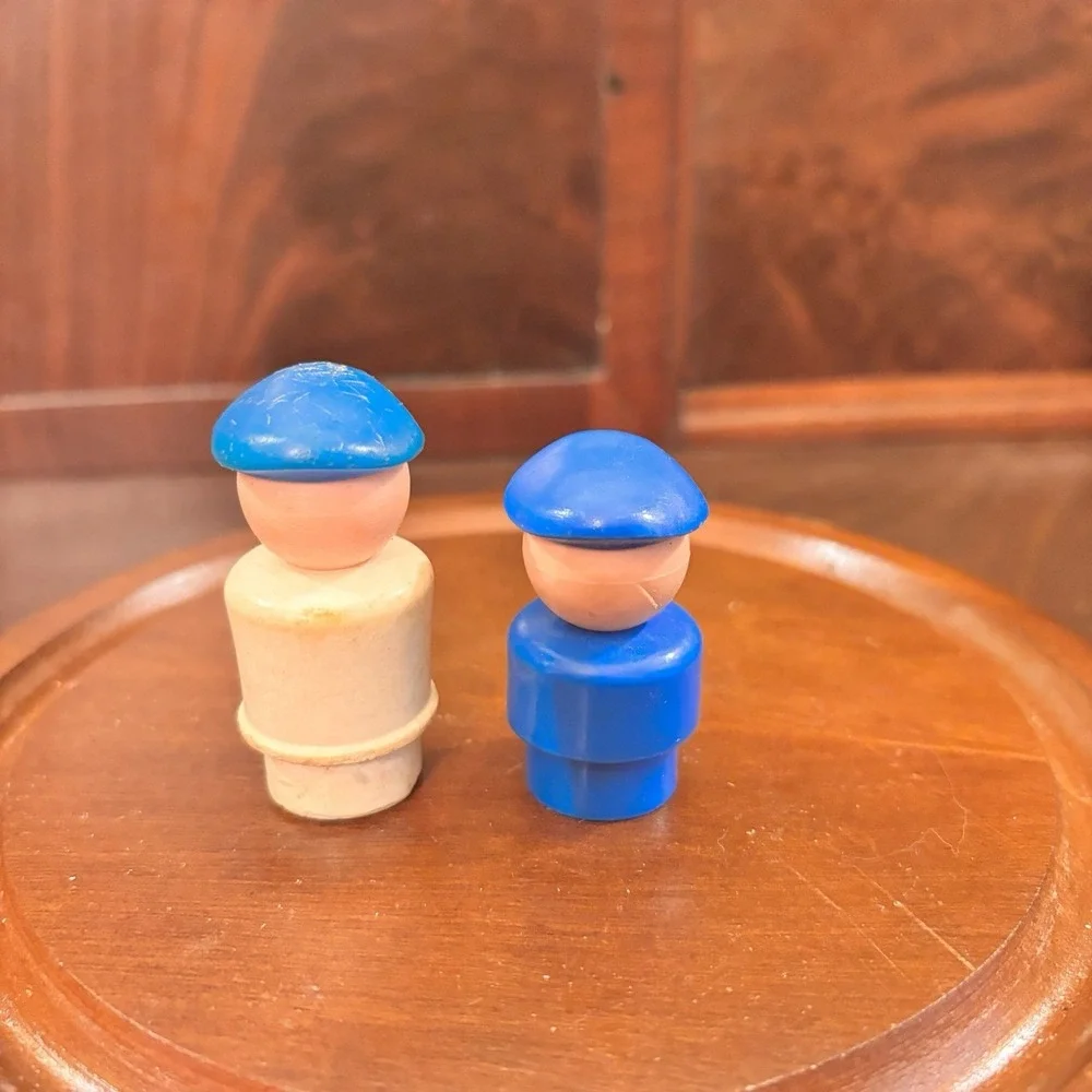 Vintage Little People Fisher Price Blue Drivers Figures Lot of 2 Toy People